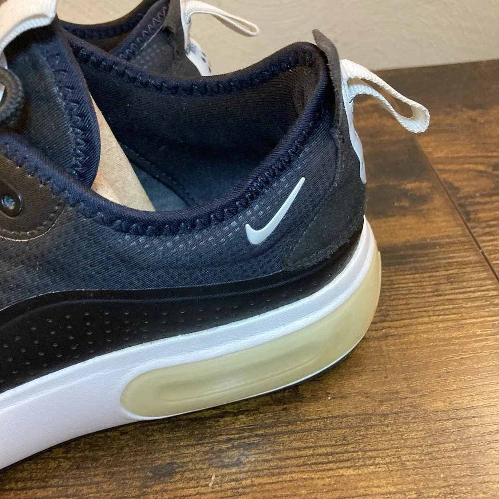 Nike Air Max Dia Shoes Womens Size 9.5 Black Mesh Running Sneakers AQ4312-001